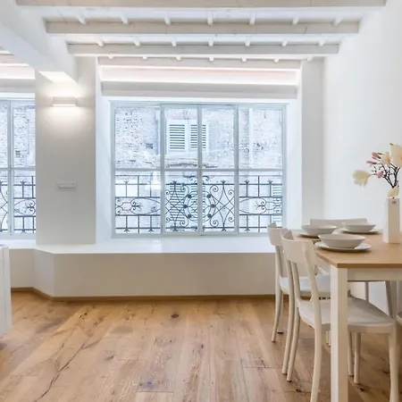 Joivy Fulcorina Apartman Milánó