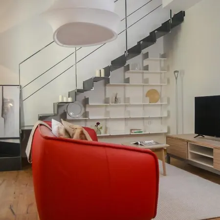 Joivy Fulcorina Milán