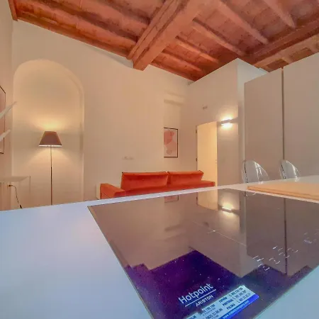 Apartment Joivy Fulcorina Milan